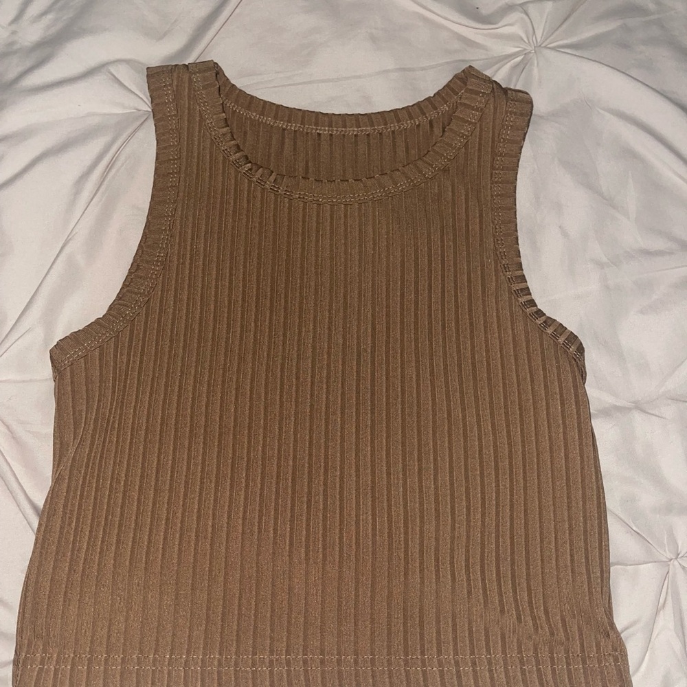 SHEIN Brown Ribbed Crop Tank Top